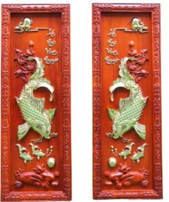 Tranh gỗ cá chép trông trăng