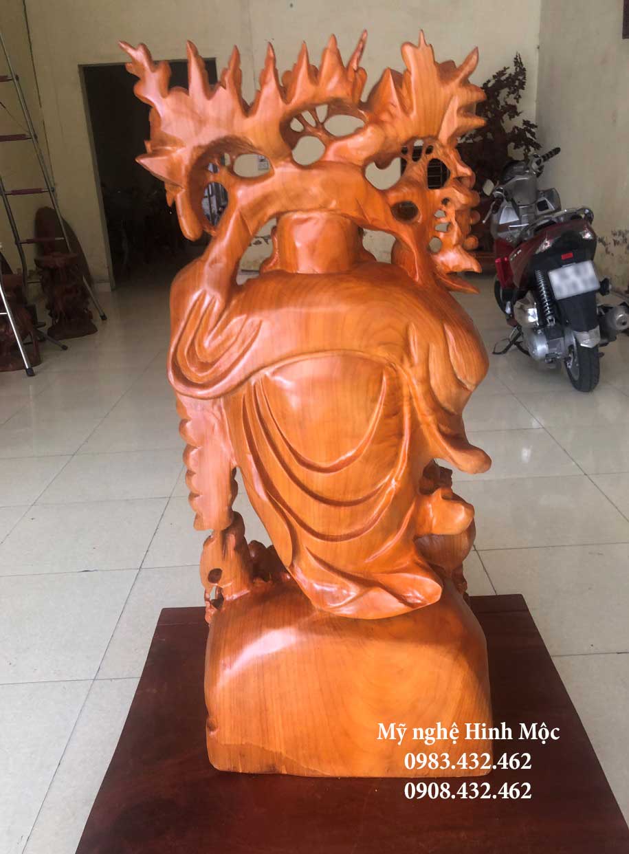 tượng Phật Di Lặc vác cành đào gỗ xá xị