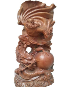 Tượng gỗ Đạt Ma cưỡi rồng