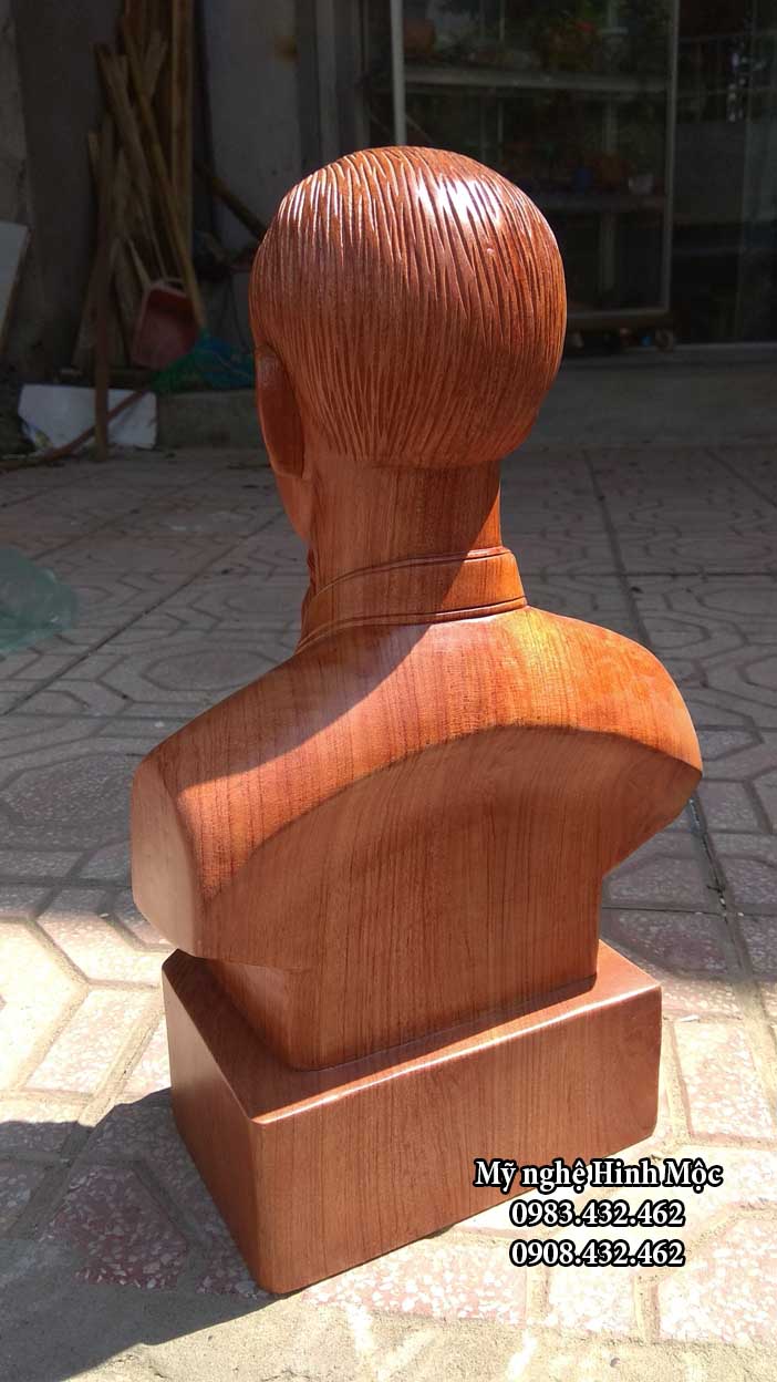 tượng gỗ chân dung hcm