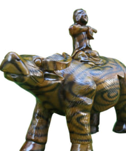 Tượng gỗ mục đồng chăn trâu thổi sáo