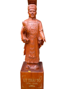 tượng vua lý công uẩn